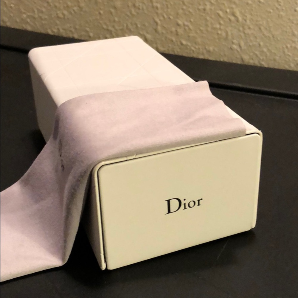 Dior Protective White Hard Case. Includes Cloth. - image 2
